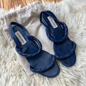 Bottega Veneta Navy Sandal Size 6